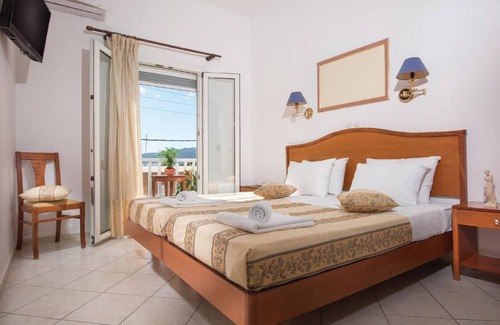 Adamas Hotel | Meltemi Hotel
