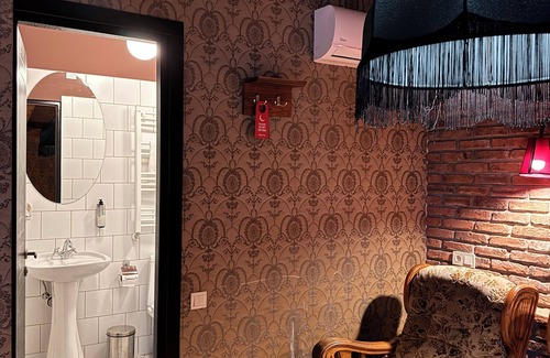 Kutaisi Hotel | Memoire