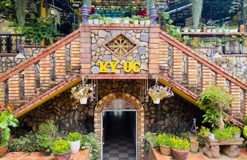Phuong 10 Villa | Memory Villa