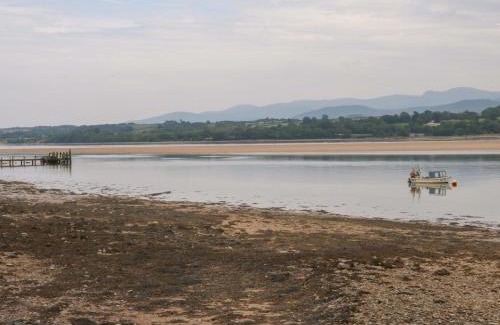 Llanfairpwllgwyngyll House | Menai Cottage
