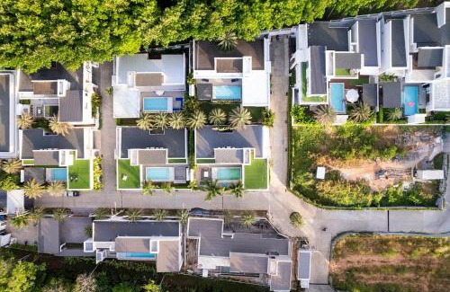 Si Sunthon Villa | Menara - 3 BR Private Pool Villa - Moroccan Inspired - Bangtao Beach