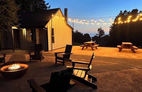 Mendocino House | Mendo Bungalow
