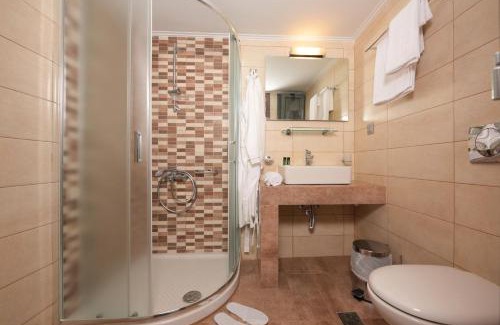 Metaxourgio Apartment | Meni Apartments