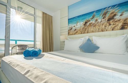 Cap Aurora Hotel | Mera Onix Cap Aurora