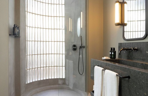 Historical Center Hotel | Mercer Plaza Sevilla 5 GL