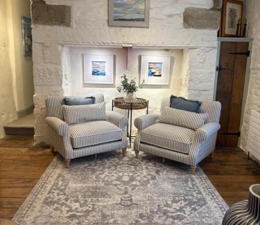 Mabe House | Merchants House