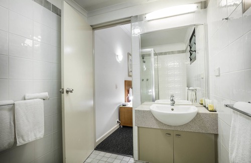 Eaton Hotel | Mercure Darwin Airport Resort