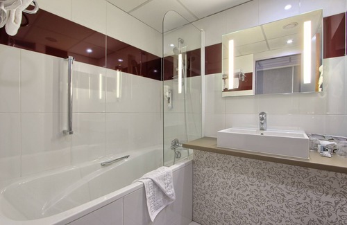 19th Arrondissement Hotel | Mercure Paris 19 Philharmonie La Villette