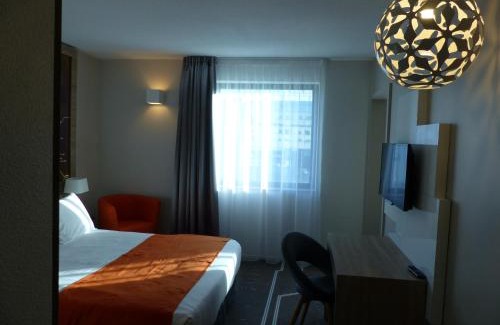 Chasseneuil-du-Poitou Hotel | Mercure Poitiers Site du Futuroscope