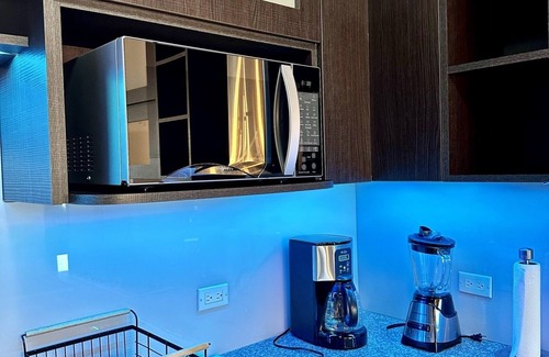 Sector 1 Nor-Oeste Apartment | Merendon Heights Luxury Condo