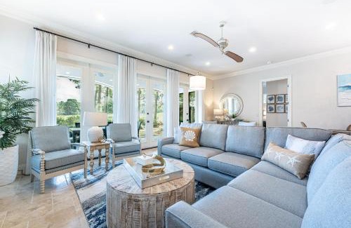 Villa Lago House | Mermaid Manor
