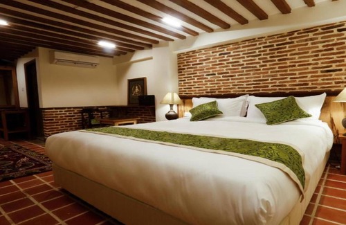 Lalitpur Hotel | MeroStay 148 HRY