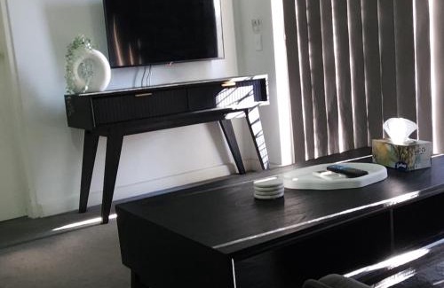 Merrylands Apartment | Merrylands Hidden Gem! one Bedroom Apartment