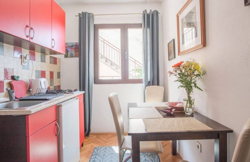 Lepetane Apartment | Mesmerizing Studio Flat near Kotor Bay in Tivat