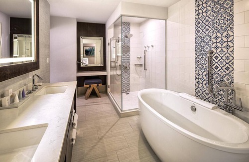 Mameyes II Resort | Message us first. - Rio Mar. 1 bedroom presidential Suite.