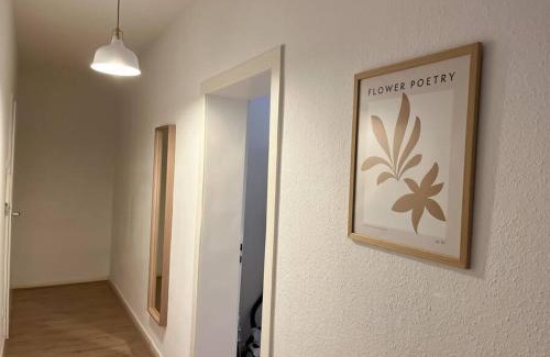 Frohnhausen Apartment | Messe nah, ruhig und zentral! MA1M