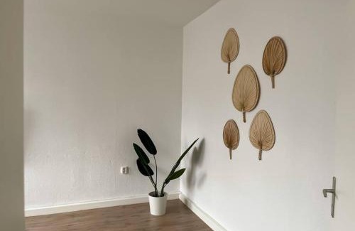 Frohnhausen Apartment | Messe nah, ruhig und zentral! MA1M