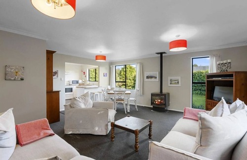Methven House | Methven MtHutt/Opuke big house-private,fenced,5 min walk to centre, pet-friendly