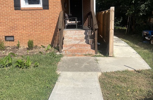 Huntsville Apartment | Metro World 2 Bdrm near Dwntwn Huntsville Med. District, Lowe Mills, UAH/OU/A&M
