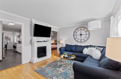 Northampton House | Metropolitan Escape I JZ Vacation Rentals