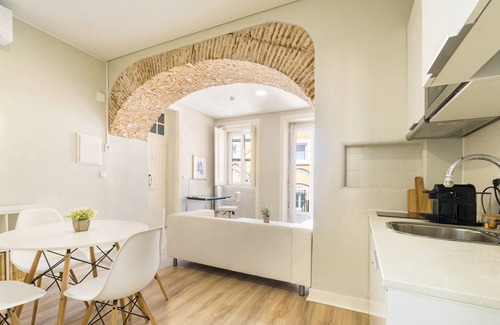 Lisbon Apartment | Metropolitan Lisbon Janelas Verdes