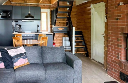 Kinnula House | Metsä-pihlaja by Interhome