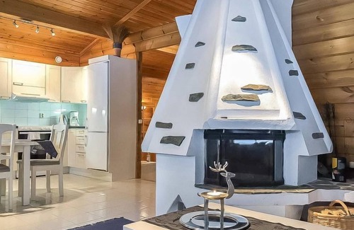 Rukatunturi House | Metsä-vuosseli Rukalumous by Interhome