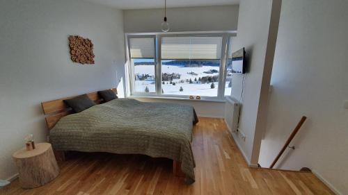 Loucna Pod Klinovcem Apartment | Mezonetový apartmán se dvéma balkóny a výhledem
