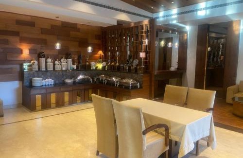 Delhi Hotel | MHone
