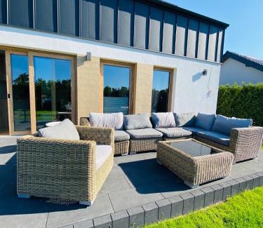 Nowecin Apartment | Miło Cię widzieć Domek