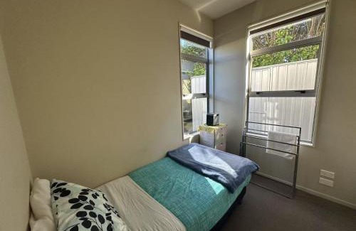 Kawaha Point House | Mia's lovely home with lake view