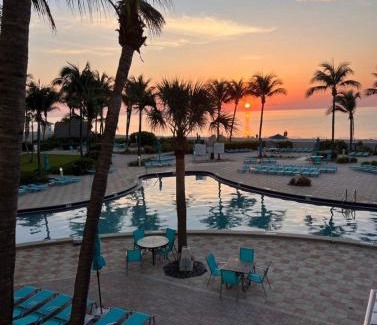Hollywood South Central Beach Apartment | Miami Hollywood Two Bedroom Penthouse With Intracoastal View 005-22bvic