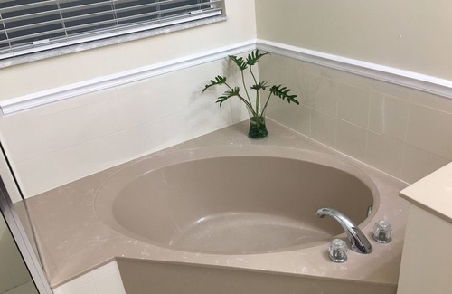 Ludlam Apartment | MIAMI Spacious & Clean Studio - Private Entrance