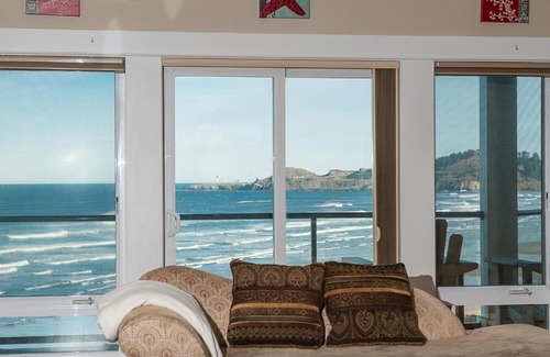 Newport House | Michaels Beach Place at Shoreline Ridge