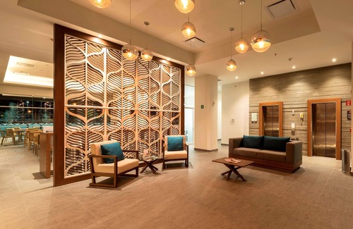 San Luis Potosi Hotel | Microtel Inn & Suites by Wyndham San Luis Potosi