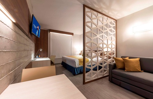 San Luis Potosi Hotel | Microtel Inn & Suites by Wyndham San Luis Potosi