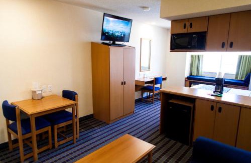 Chihuahua Hotel | Microtel Inn & Suites by Wyndham Chihuahua
