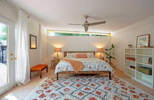 Tucson House | Mid-century 4BR ranch with private pool, 1M to pickleball