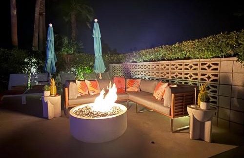 Vista Las Palmas House | Mid Century Alexander Stunner in Vista Las Palmas Permit# 3800