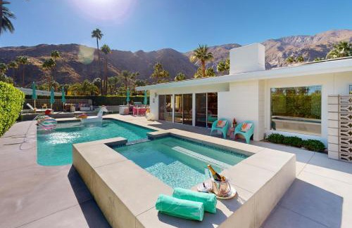 Vista Las Palmas House | Mid Century Alexander Stunner in Vista Las Palmas Permit# 3800