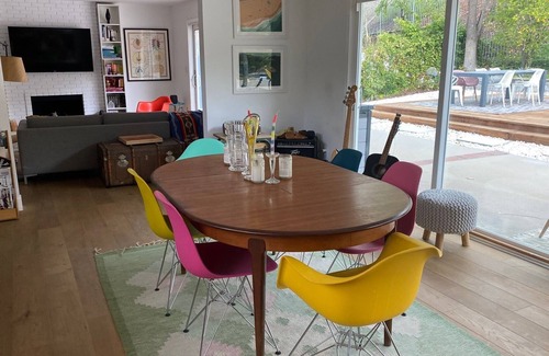 Westlake Village Villa | mid century home