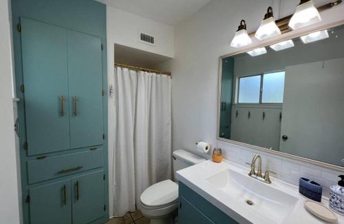 Aransas Pass House | Mid-Century Modern at West Coast Whitney