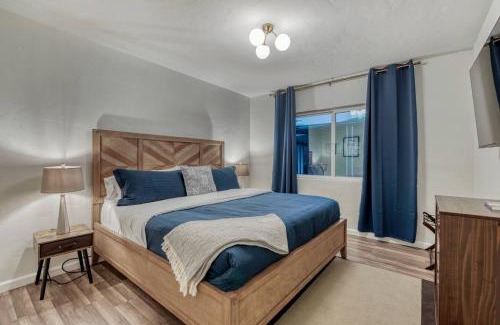 Encanto House | Mid-century Modern Charmer With Free Heated Pool!