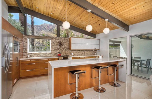 Vista Las Palmas House | Mid-Century Modern Gem - Pool Spa Fire Pit w/Stunning Views in Vista Las Palmas