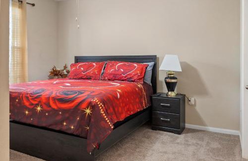 Huntsville Apartment | Mid-City Serenity
