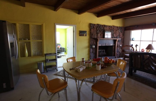 Desert Hot Springs Cottage | Midcentury homestead with stunning views between Palms Springs and Joshua Tree