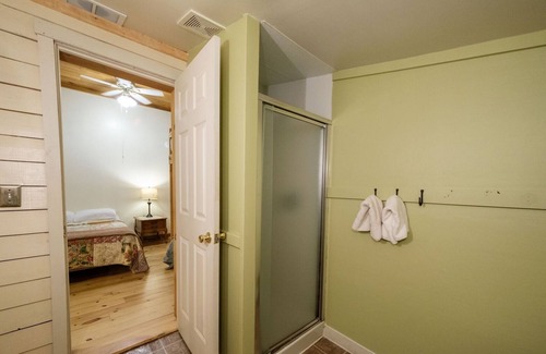 Slade House | Middle Fork Lodge - Great for Family Reunions