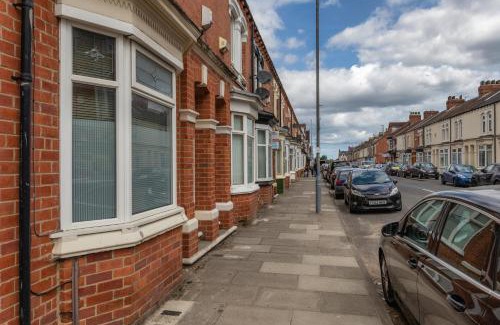Middlesbrough House | Middlesbrough Town Centre Double Private Rooms