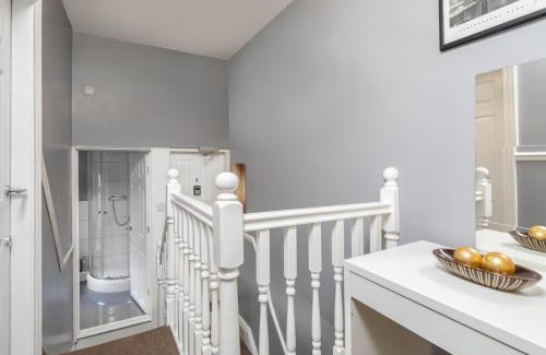 Middlesbrough House | Middlesbrough Town Centre Double Private Rooms