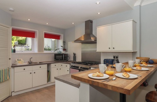 Brixham Cottage | Midhurst